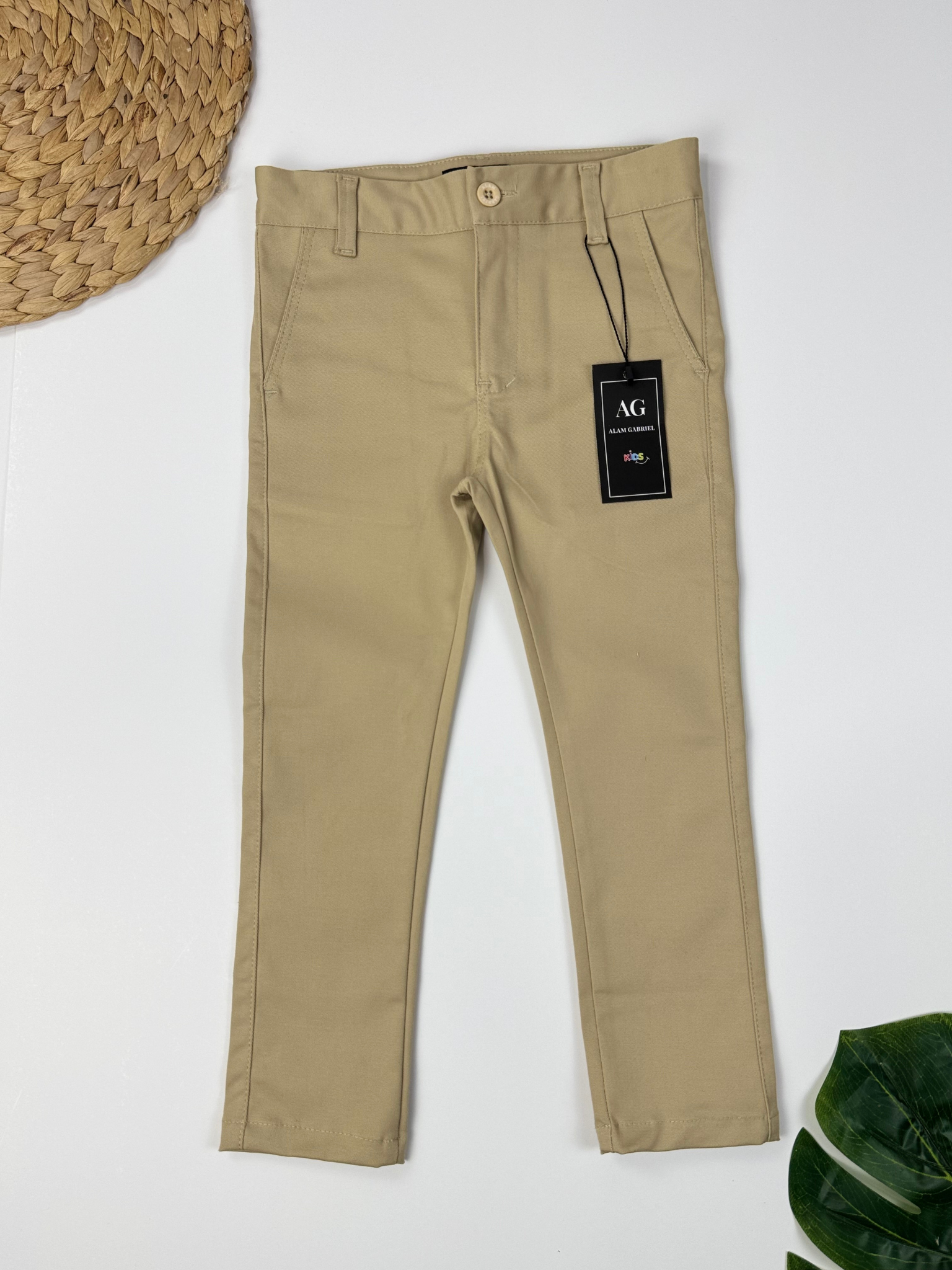 Set camisero pantalón bermuda y camisa.