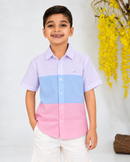 Camisa de niño arcoiris