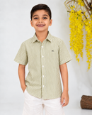 Camisa rayas verde de Niño